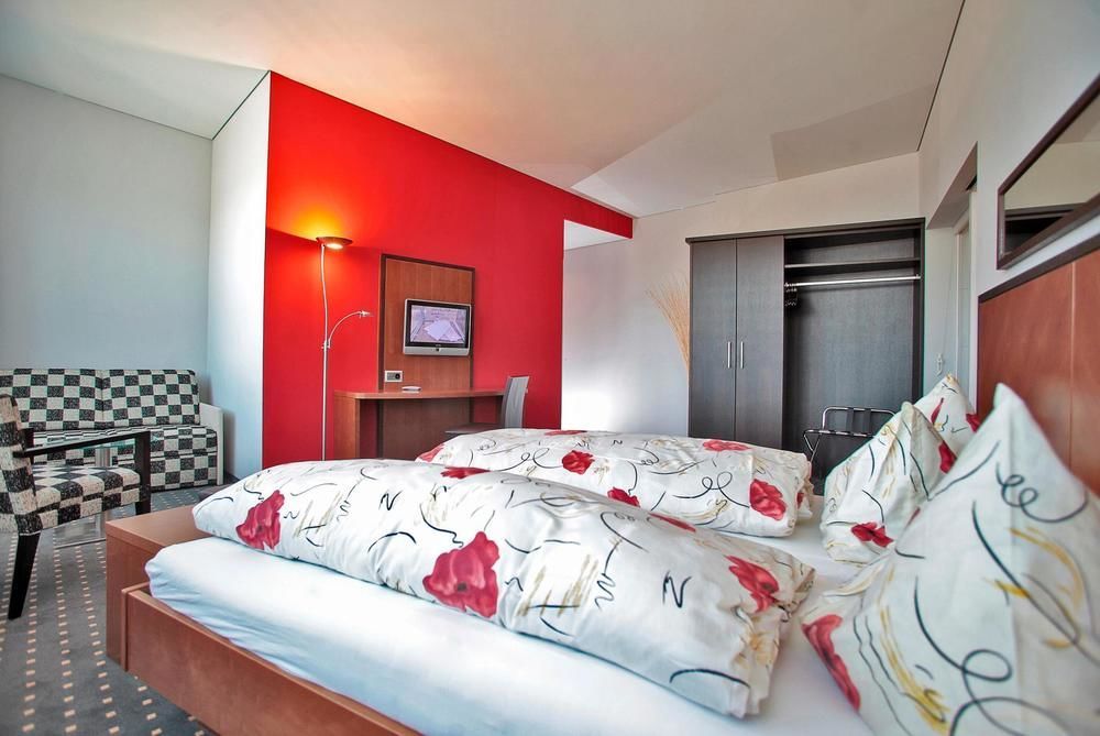 B-Smart Hotel Schoenenwerd Aarau Ngoại thất bức ảnh